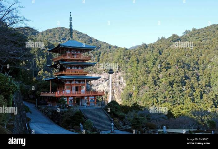 Boomers kumano nachi shrine taisha landmarks Kumano nachi taisha shrine seigantoji temple
