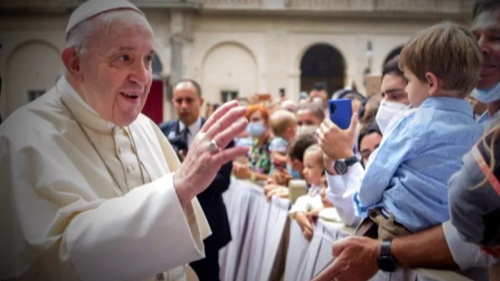 Pope francis health conditions
