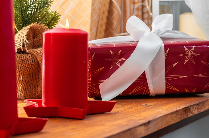 Unique christmas holiday celebrations us world traditions