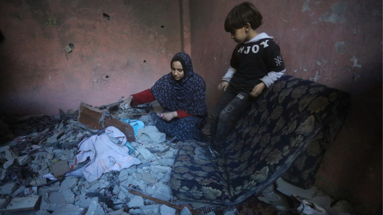 Israel strikes tents gaza killing journalist