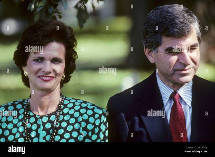 Democratic presidential candidate Michael Dukakis and his wife, Kitty ... Kitty dukakis dies wife of former governor presidential candidate