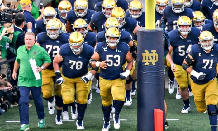 Notre dame football christian colleges