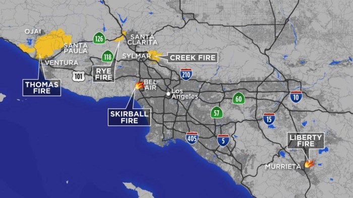 Los angeles fires size acres manhattan football fields