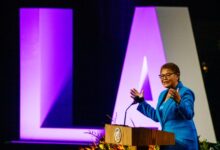 Karen bass los angeles wildfires mayor controversy