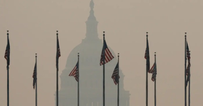 Masks Wildfire smoke health lungs danger masks